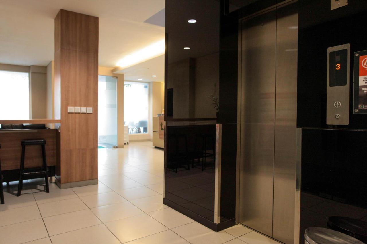 Legreen Suite Kuningan Jakarta Exterior photo