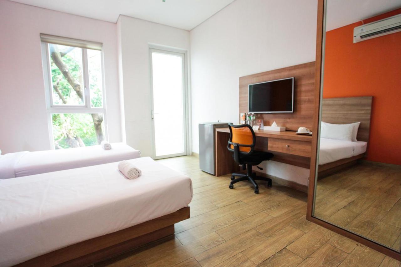 Legreen Suite Kuningan Jakarta Exterior photo